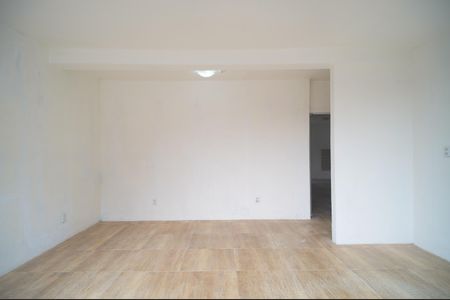 Casa à venda com 366m², 8 quartos e 1 vagaQuarto 6