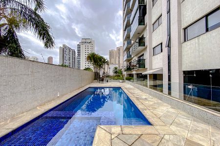 Apartamento à venda com 138m², 3 quartos e 3 vagasÁrea comum - Piscina