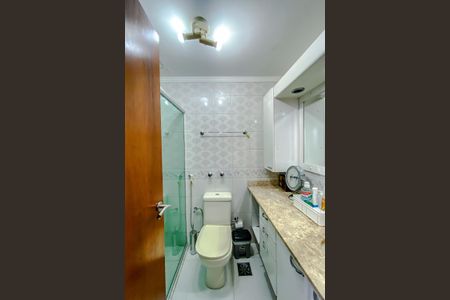 Apartamento à venda com 138m², 3 quartos e 3 vagasBanheiro da Suíte 1