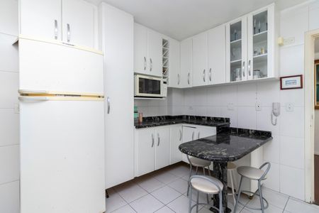 Apartamento para alugar com 110m², 3 quartos e 2 vagas Apartamento para alugar com 110m², 3 quartos e 2 vagasCozinha