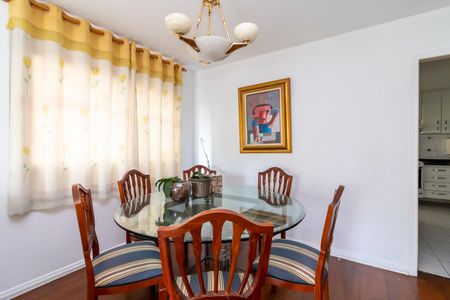 Apartamento para alugar com 110m², 3 quartos e 2 vagas Apartamento para alugar com 110m², 3 quartos e 2 vagasSala de Jantar