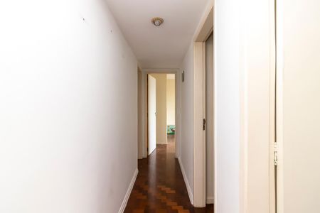 Apartamento para alugar com 110m², 3 quartos e 2 vagas Apartamento para alugar com 110m², 3 quartos e 2 vagasCorredor dos Quartos