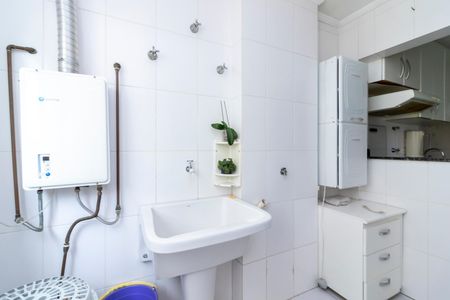 Apartamento para alugar com 110m², 3 quartos e 2 vagas Apartamento para alugar com 110m², 3 quartos e 2 vagasÁrea de Serviço