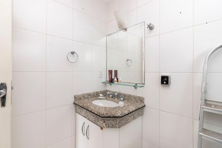 Apartamento para alugar com 110m², 3 quartos e 2 vagas Apartamento para alugar com 110m², 3 quartos e 2 vagasBanheiro da Suíte