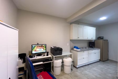 Casa à venda com 148m², 3 quartos e 2 vagasQuarto de Serviço