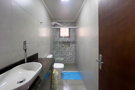 Casa à venda com 148m², 3 quartos e 2 vagasBanheiro Social