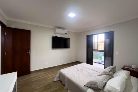 Casa à venda com 148m², 3 quartos e 2 vagasSuíte
