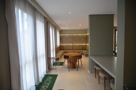 Apartamento à venda com 73m², 2 quartos e 2 vagasÁrea comum - Salão de festas