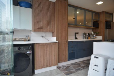 Apartamento à venda com 73m², 2 quartos e 2 vagasÁrea de Serviço