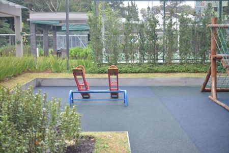 Apartamento à venda com 73m², 2 quartos e 2 vagasÁrea comum - Playground