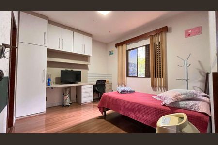 Casa à venda com 541m², 4 quartos e 4 vagas