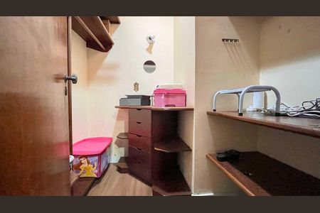 Casa à venda com 541m², 4 quartos e 4 vagas