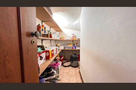 Casa à venda com 541m², 4 quartos e 4 vagas