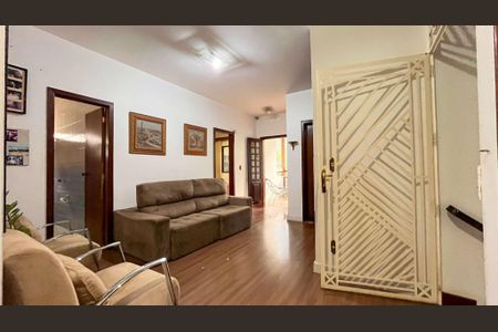 Casa à venda com 541m², 4 quartos e 4 vagas
