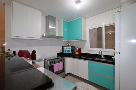 Apartamento à venda com 135m², 4 quartos e 2 vagasCozinha