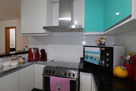 Apartamento à venda com 135m², 4 quartos e 2 vagasCozinha