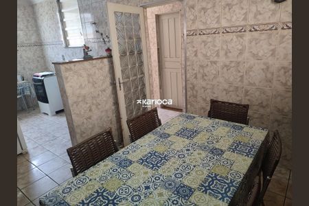 Casa à venda com 124m², 3 quartos e 2 vagas