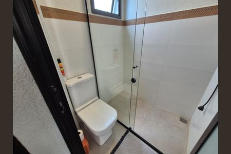 Casa de condomínio à venda com 292m², 4 quartos e 2 vagas