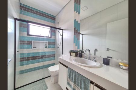 Casa de condomínio à venda com 292m², 4 quartos e 2 vagas