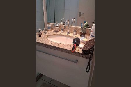 Apartamento à venda com 92m², 2 quartos e 1 vaga