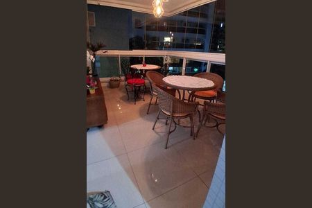 Apartamento à venda com 92m², 2 quartos e 1 vaga