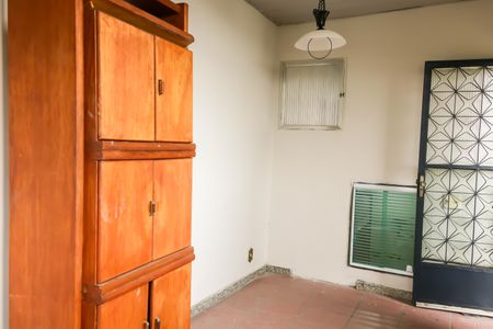 Casa à venda com 193m², 4 quartos e 2 vagas Casa à venda com 193m², 4 quartos e 2 vagasQuarto de Serviço 1