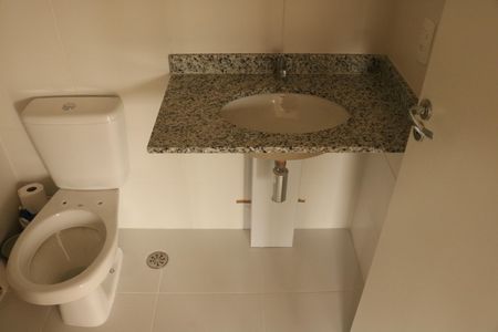 Apartamento à venda com 48m², 2 quartos e sem vagaBanheiro