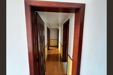 Apartamento à venda com 196m², 3 quartos e 3 vagasCorredor