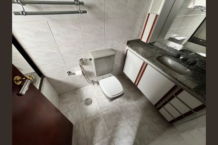 Apartamento à venda com 196m², 3 quartos e 3 vagas Banheiro da Suite