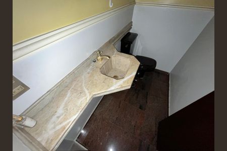 Apartamento à venda com 196m², 3 quartos e 3 vagasLavabo