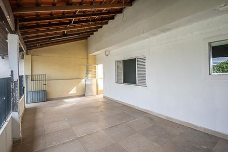 Casa à venda com 400m², 3 quartos e 2 vagas Casa à venda com 400m², 3 quartos e 2 vagasQuintal