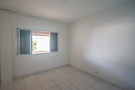 Casa à venda com 400m², 3 quartos e 2 vagas Casa à venda com 400m², 3 quartos e 2 vagasQuarto 2