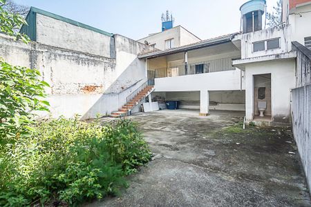 Casa à venda com 400m², 3 quartos e 2 vagas Casa à venda com 400m², 3 quartos e 2 vagasQuintal