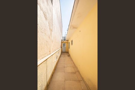 Casa à venda com 400m², 3 quartos e 2 vagas Casa à venda com 400m², 3 quartos e 2 vagasCorredor