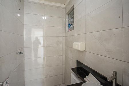 Casa à venda com 400m², 3 quartos e 2 vagas Casa à venda com 400m², 3 quartos e 2 vagasLavabo