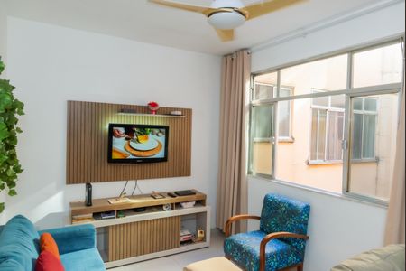 Apartamento à venda com 65m², 2 quartos e 1 vagaSala