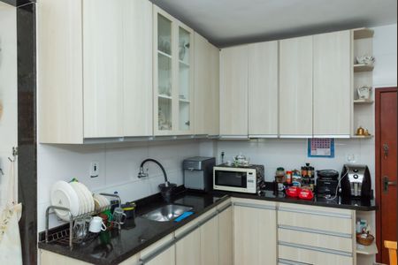 Apartamento à venda com 65m², 2 quartos e 1 vagaCozinha - Armários