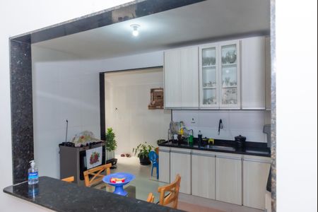Apartamento à venda com 65m², 2 quartos e 1 vagaCozinha