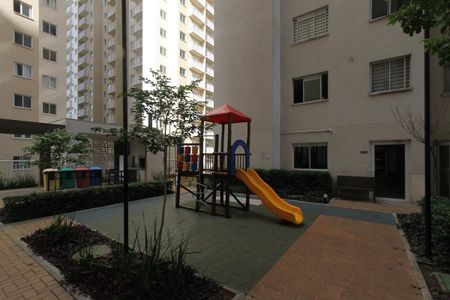 Apartamento à venda com 33m², 2 quartos e sem vaga Apartamento à venda com 33m², 2 quartos e sem vagaÁrea comum - Playground