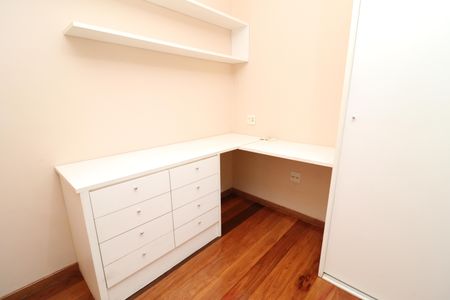 Apartamento à venda com 121m², 3 quartos e 2 vagasSuíte 2