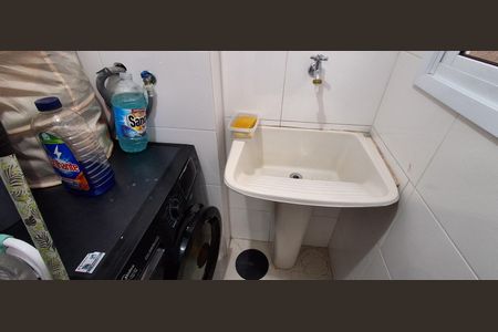 Apartamento à venda com 72m², 2 quartos e 1 vagaÁrea de Serviço