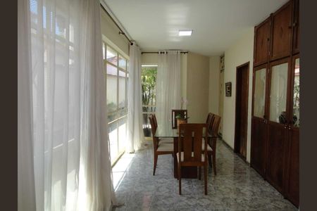 Casa à venda com 300m², 3 quartos e 3 vagasSala de Jantar