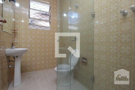 Casa à venda com 300m², 3 quartos e 3 vagasBanheiro