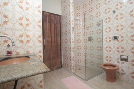 Casa à venda com 300m², 3 quartos e 3 vagasBanheiro