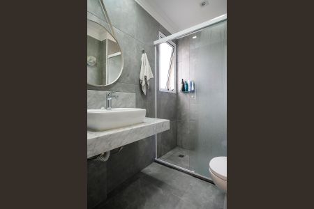 Apartamento à venda com 97m², 3 quartos e 2 vagasBanheiro da suíte