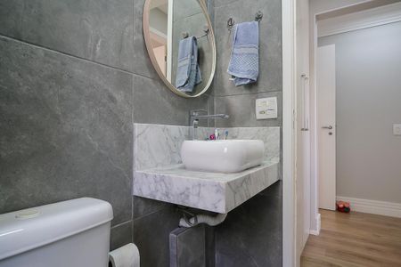 Apartamento à venda com 97m², 3 quartos e 2 vagasBanheiro Social