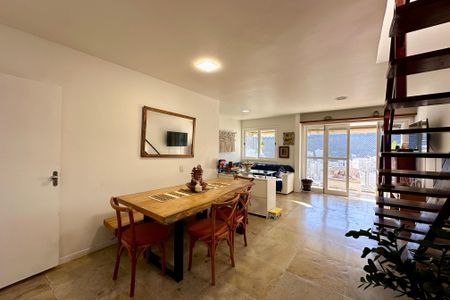 Apartamento para alugar com 230m², 3 quartos e 2 vagasSala 