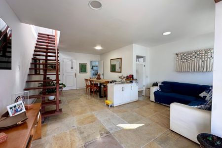 Apartamento para alugar com 230m², 3 quartos e 2 vagasSala 