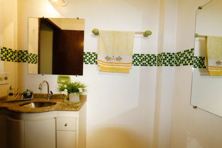 Apartamento à venda com 102m², 3 quartos e 1 vagaBanheiro Social