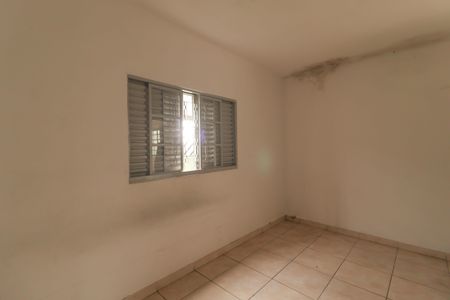 Casa à venda com 200m², 3 quartos e 2 vagas Casa à venda com 200m², 3 quartos e 2 vagasQuarto 2